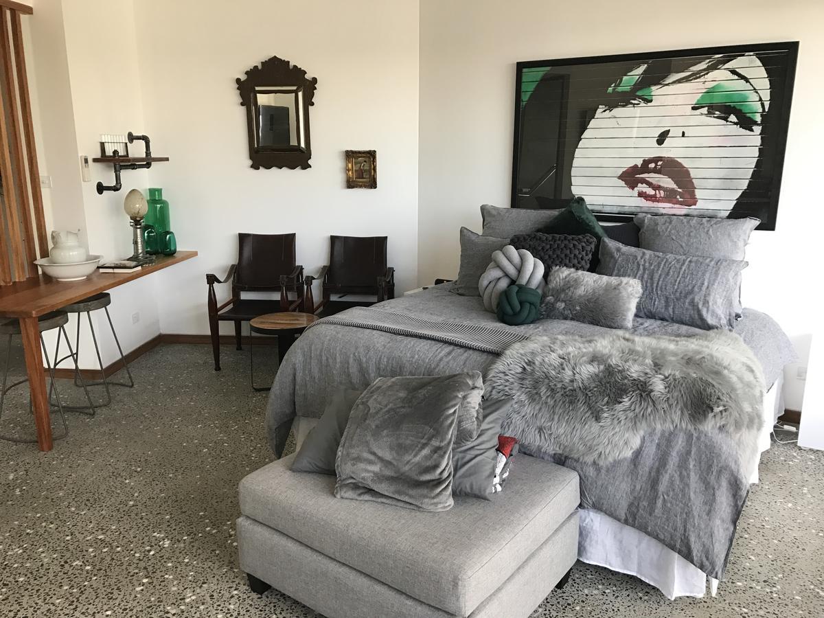 Bulc Boutique Bed & Breakfast เบลมอนต์ ภายนอก รูปภาพ